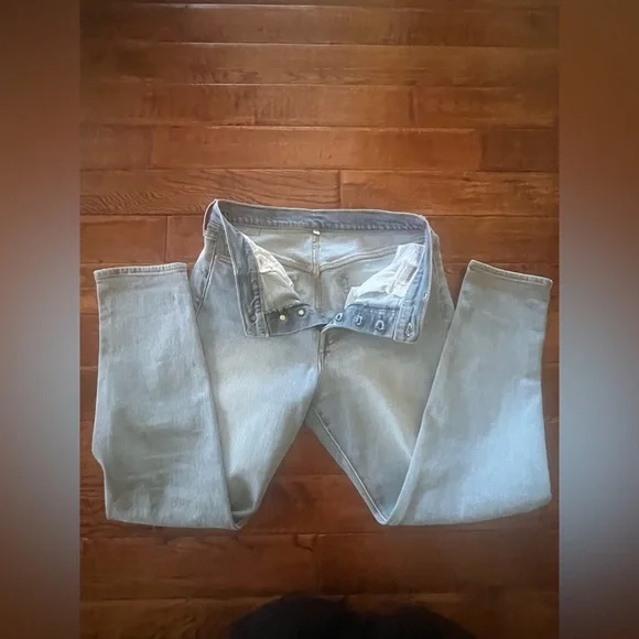 Levi's Premium Jeans Women's High Waist Straight Leg Light Blue Wash Size 29 - Picture 11 of 16